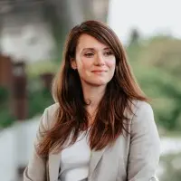 photo portrait de Élise Hermant