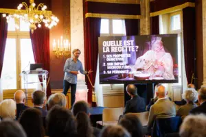 Photos de l'Assemblée Générale, pendant la participation d'Alex Jaffray
